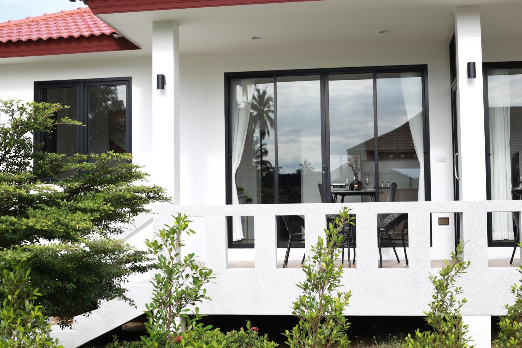 Shangrilah Bungalow Mae Nam Exterior photo